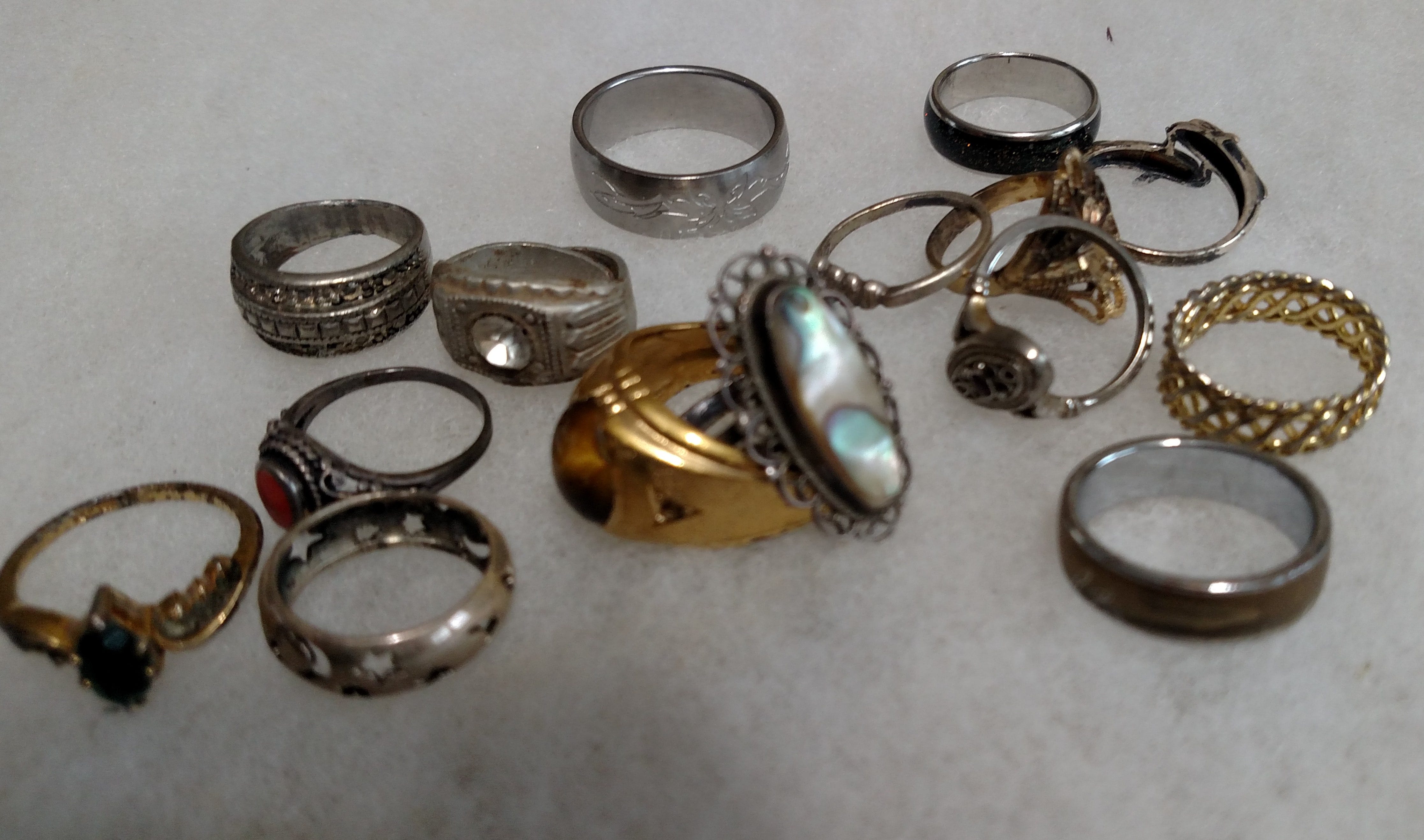 Find Gold Rings with Your Metal Detector by F.W. Pandozzi