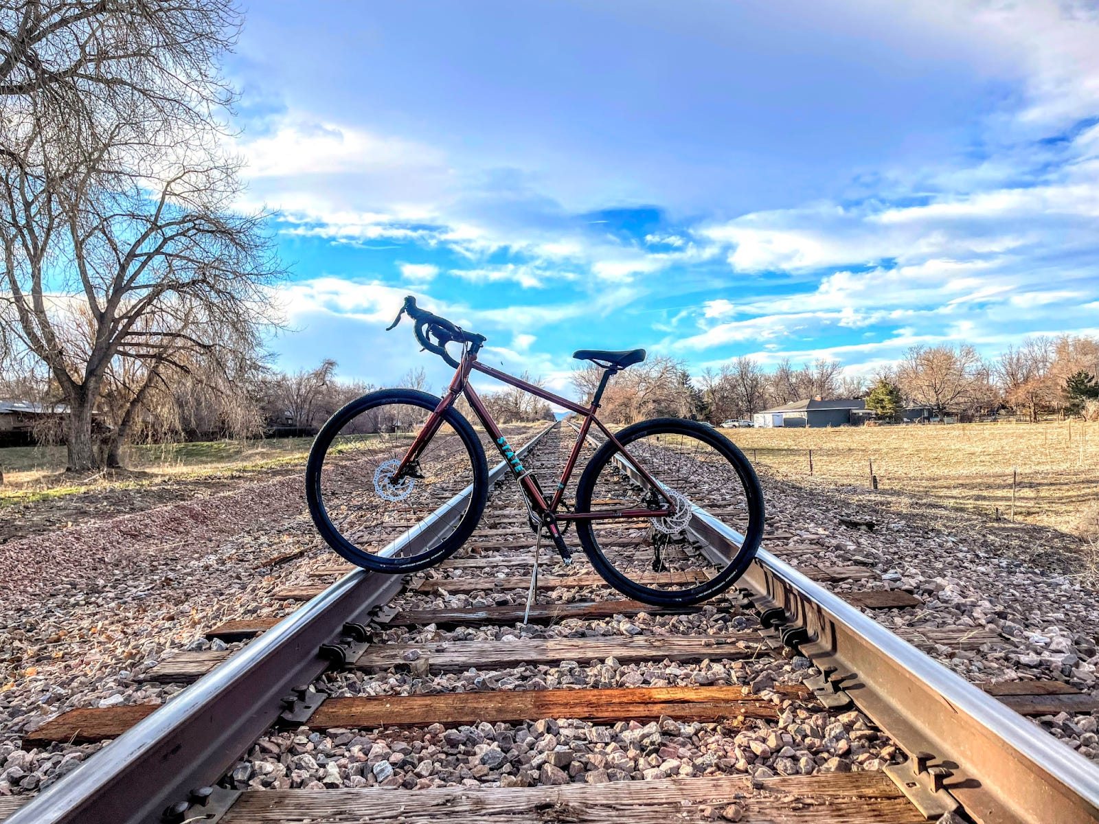 700c deals gravel bike