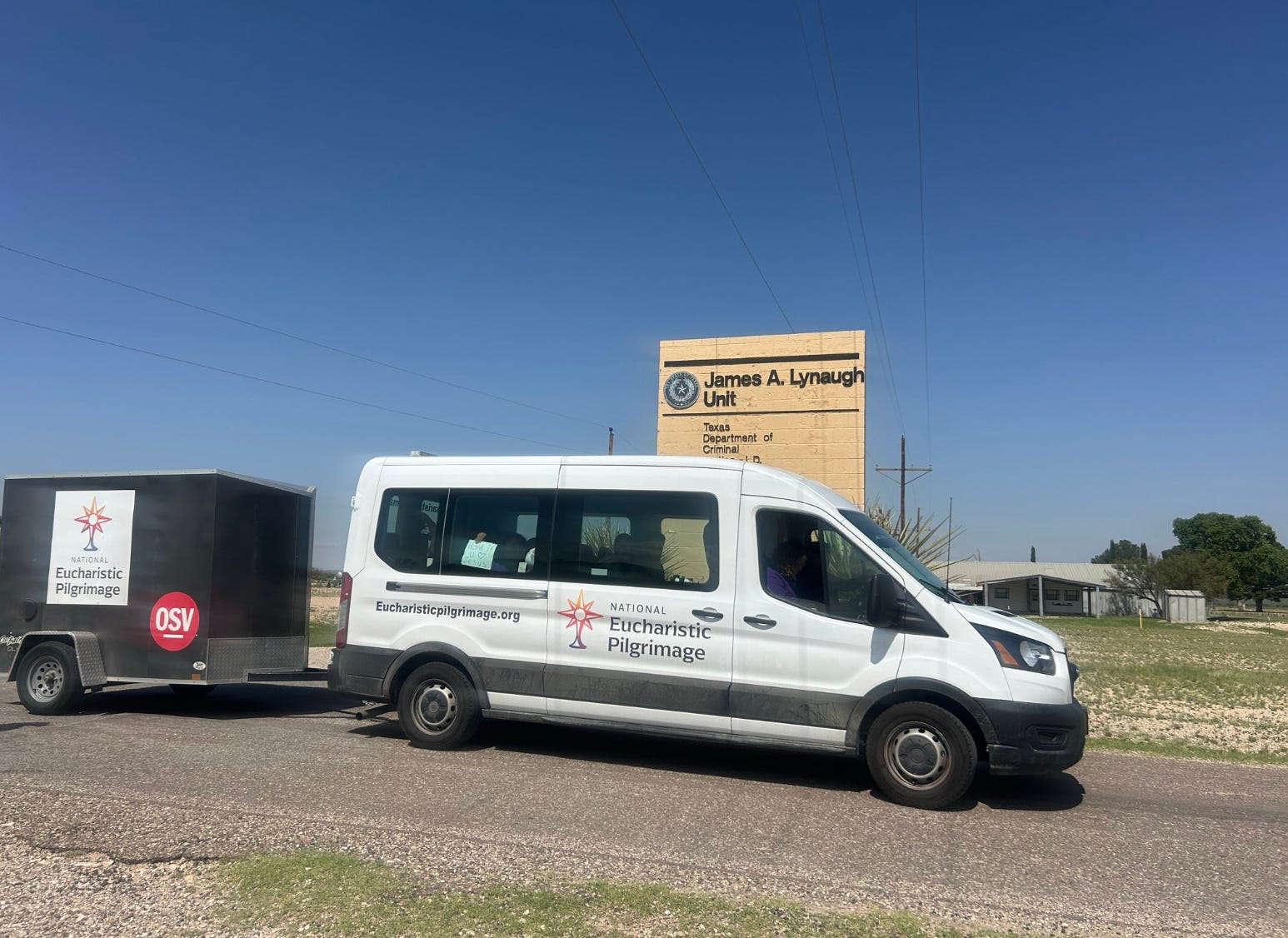 In a Texas prison, Eucharistic pilgrims find ‘a gift’