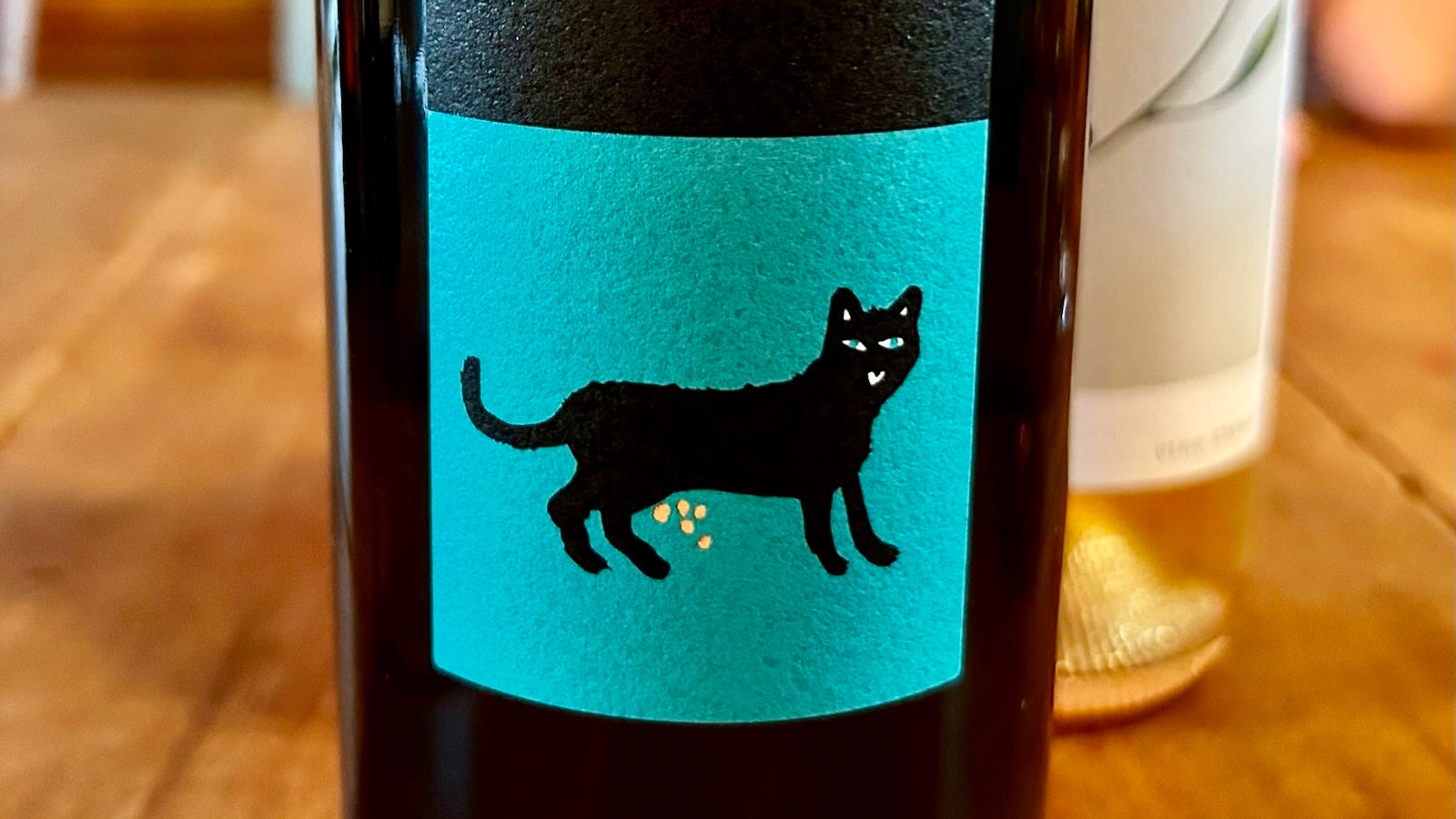 Black cat on sale wine