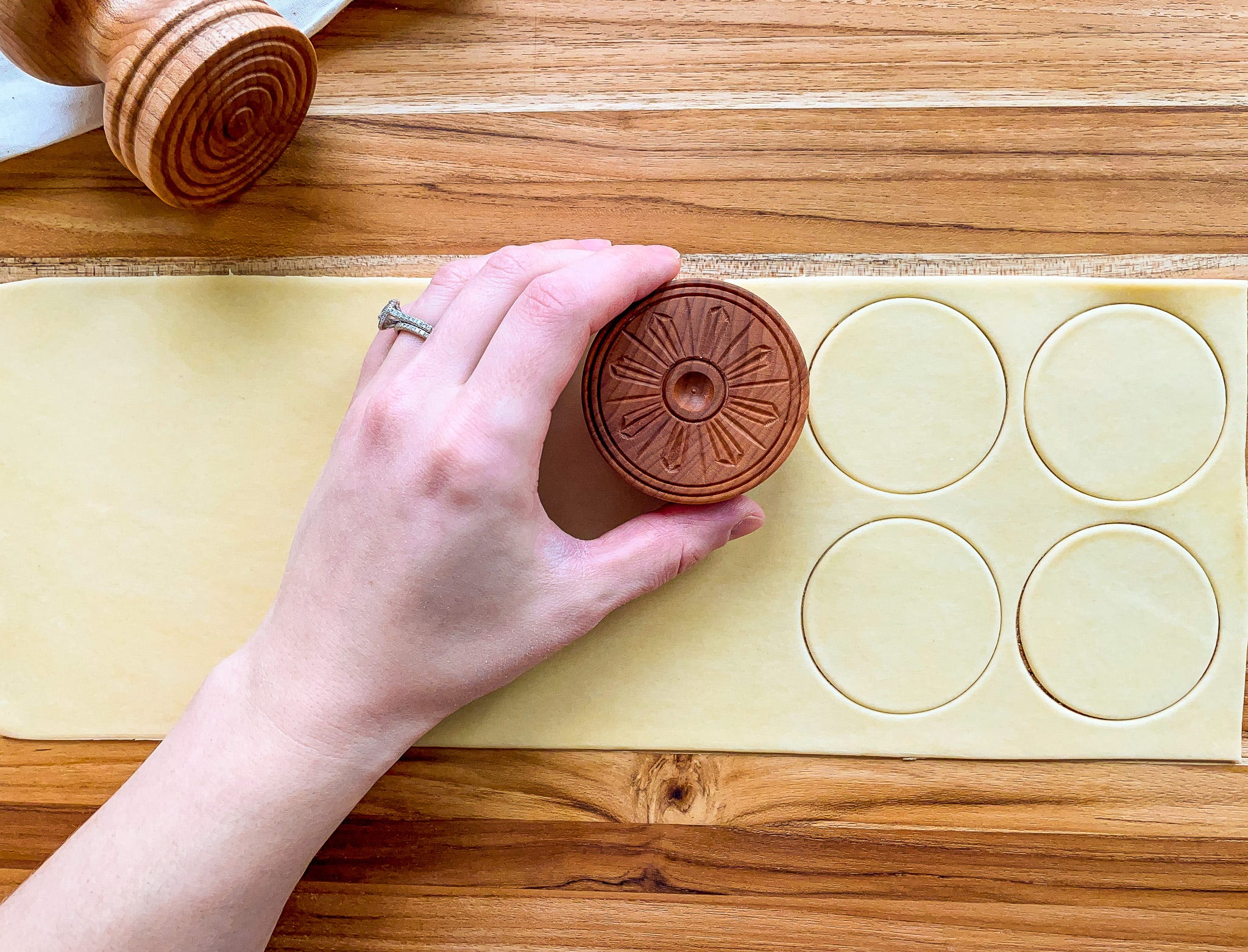 corzetti stampati, an old and regal pasta from genoa