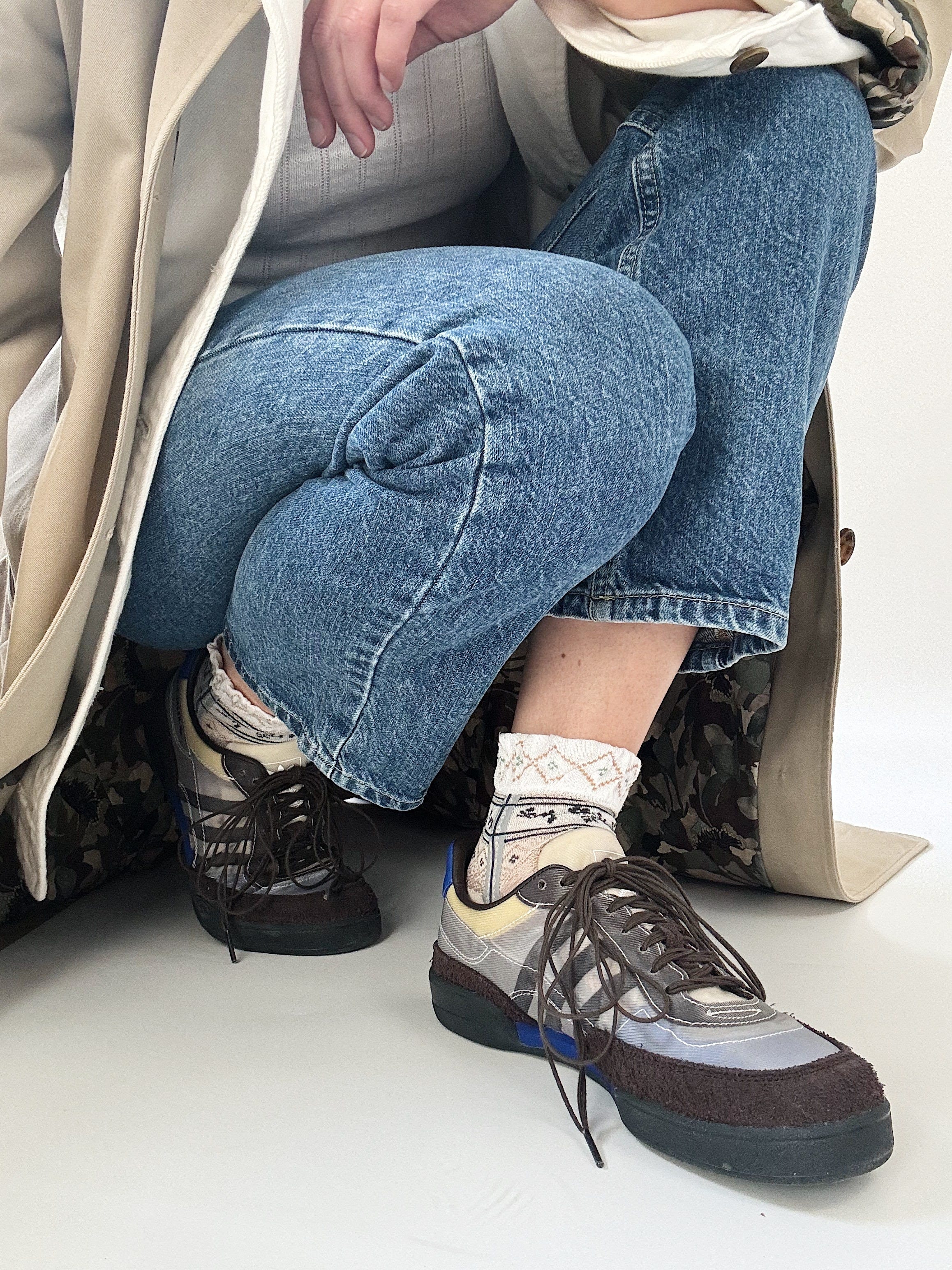 Sneakers shoes jeans on sale