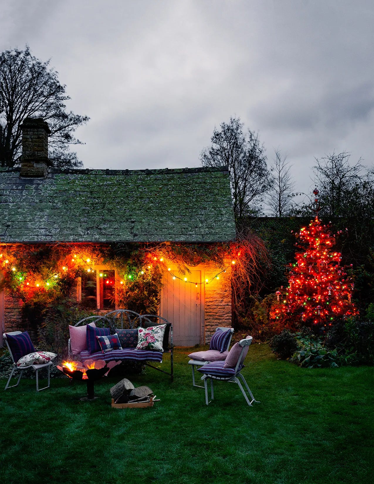 Outdoor garden fairy lights top