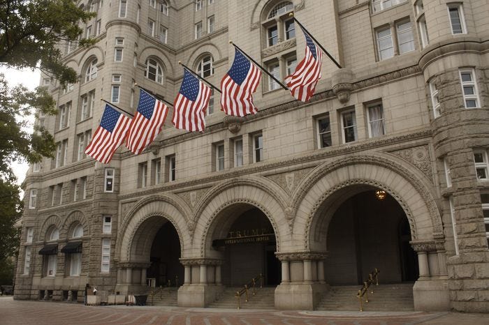 Sac Collector Trump Tower International : L'élégance Du Président Donald Trump – Neuf, Prêt à Faire Rayonner L'Amérique