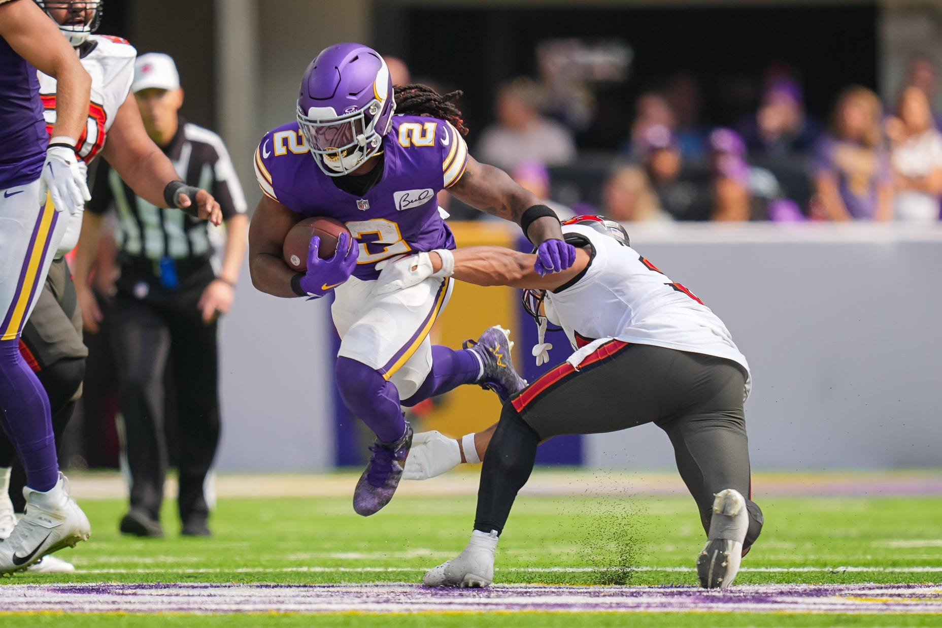 Vikings season hotsell 4 123