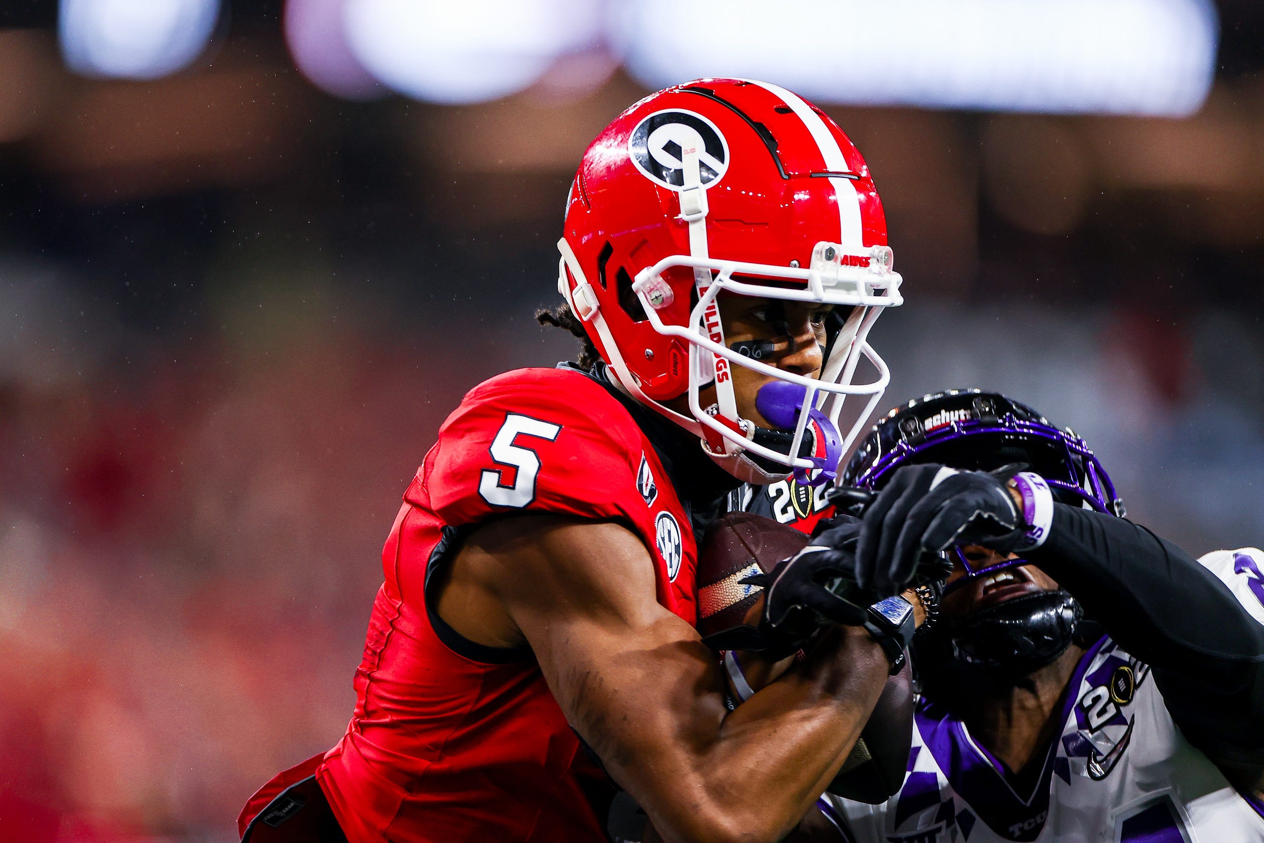 wide receiver AD Mitchell enters transfer portal