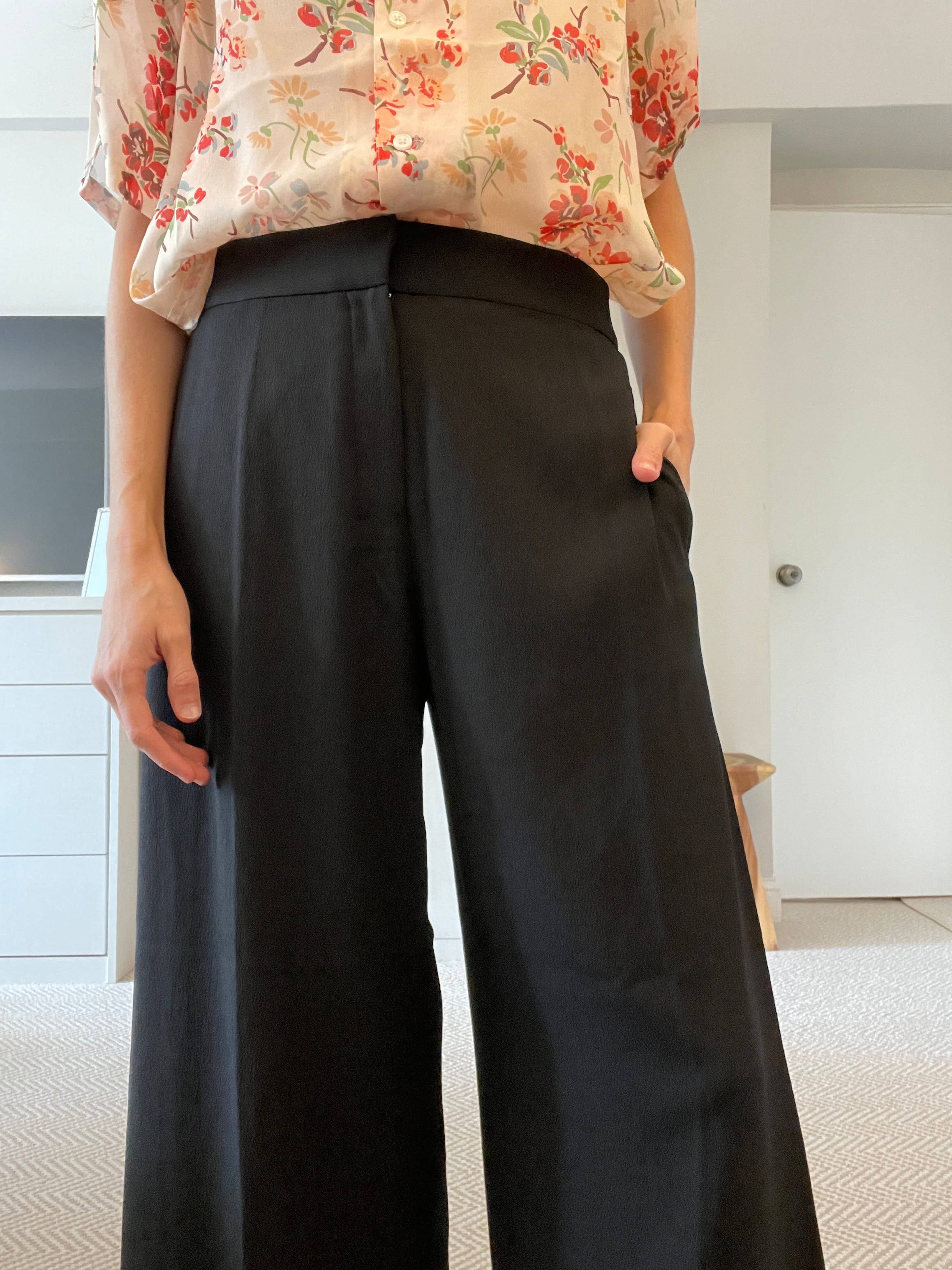 High rise black slacks top