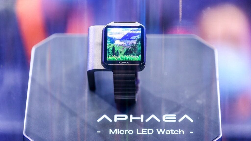 Led watch display shop