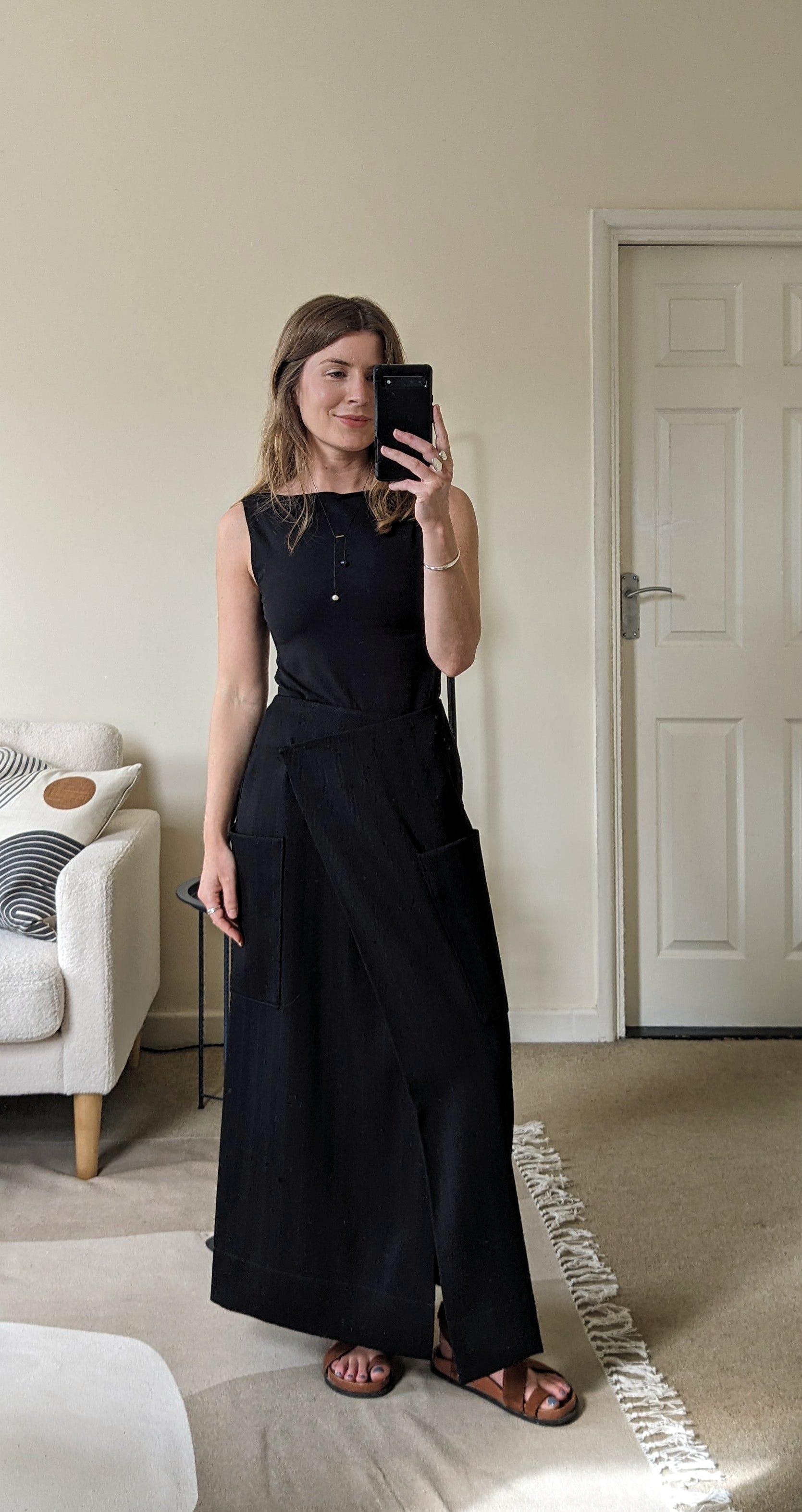 Long black skirt outfit youth deals