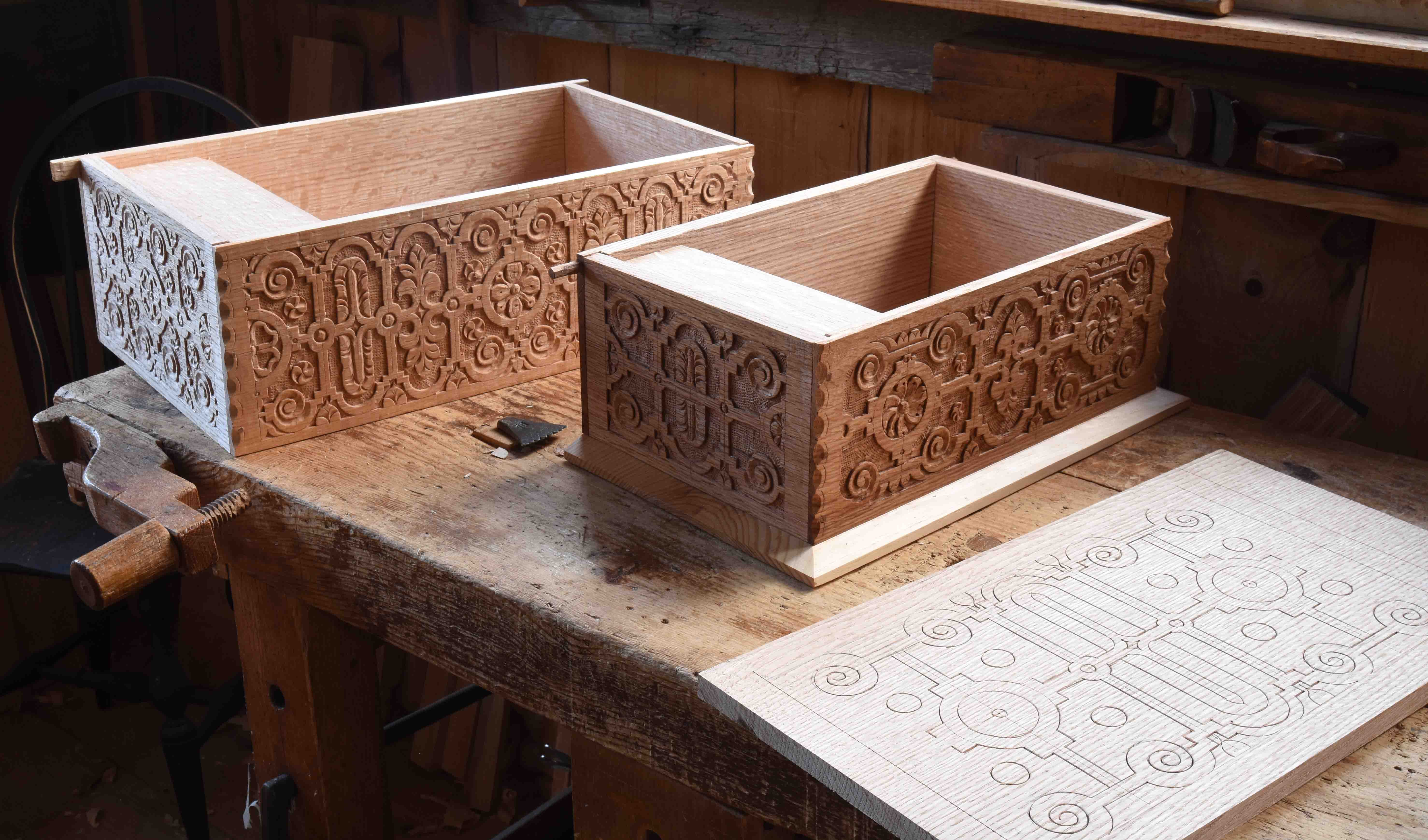 Carved box class, April 2025 - by Peter Follansbee Carved box class, April 2025 - by Peter Follansbee