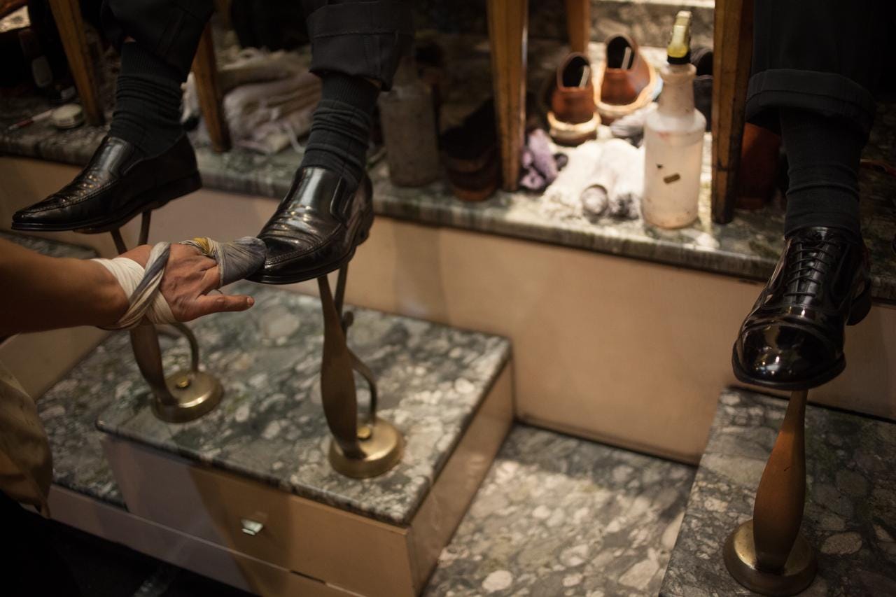 Shoe shine hotsell rockefeller center