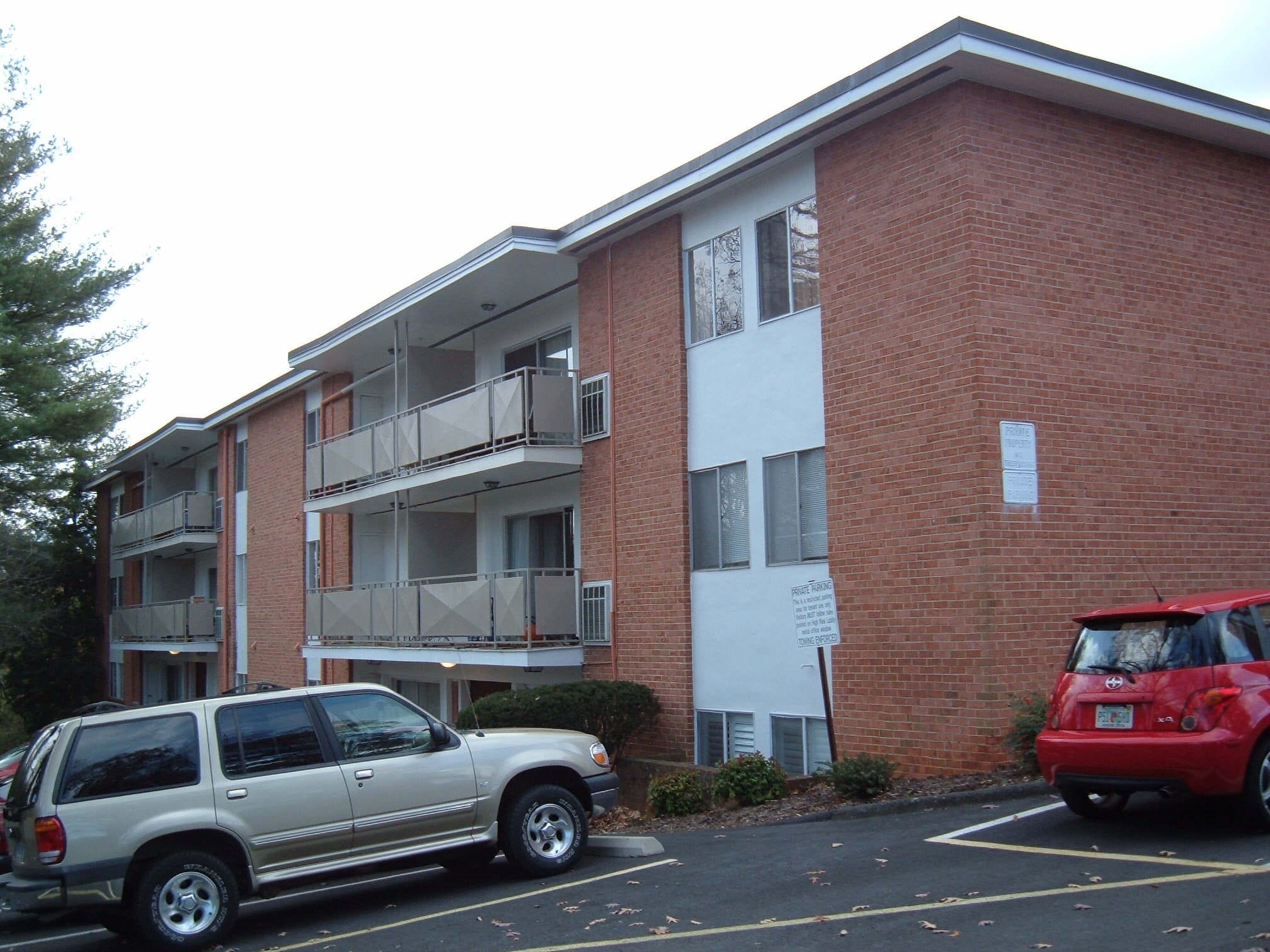 December 2022 transactions Industrial block in Rose Hill neighborhood