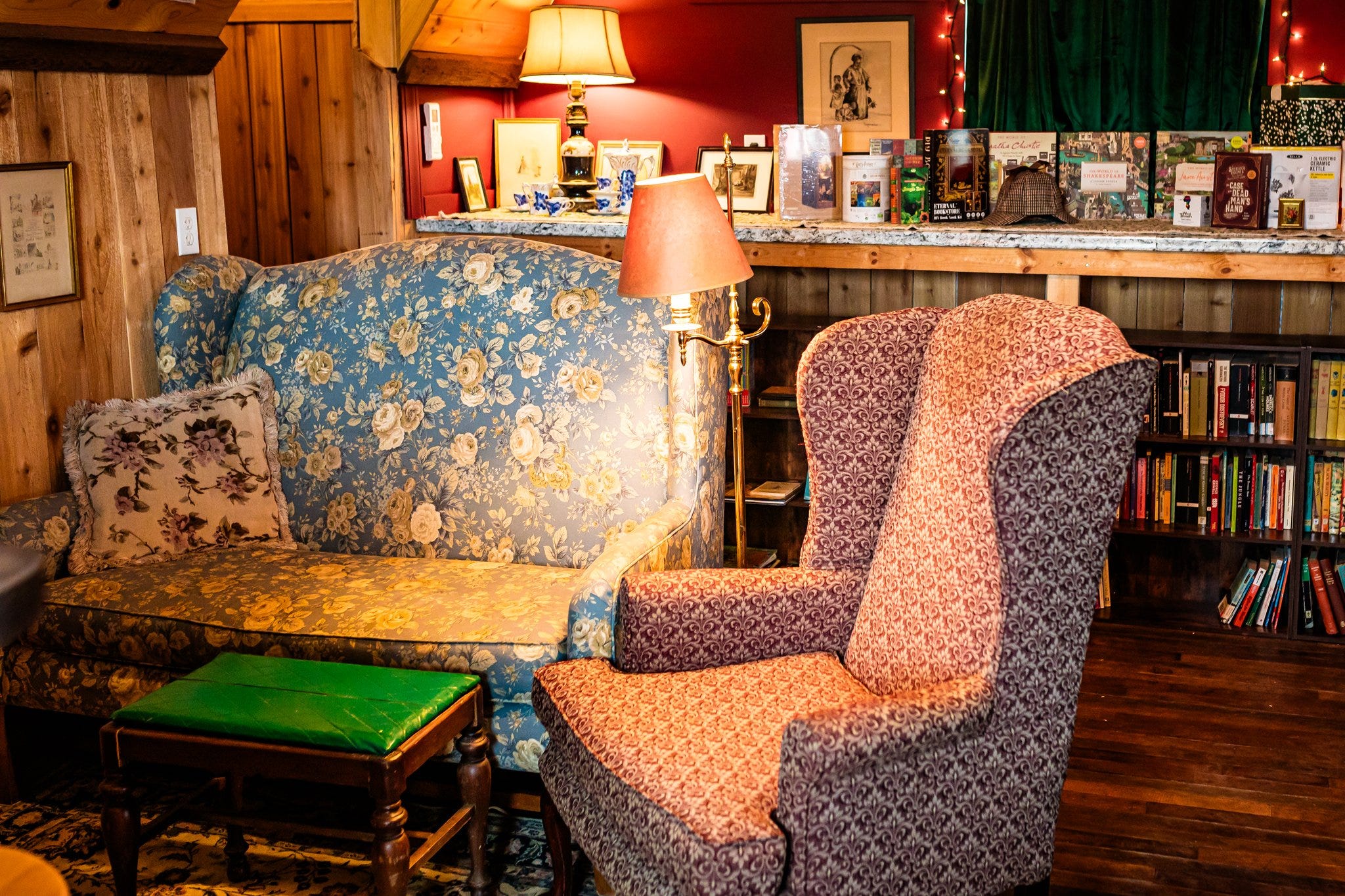 Entering Narnia & The New Year - Inkling Books