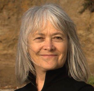 Claudia L'Amoreaux Substack