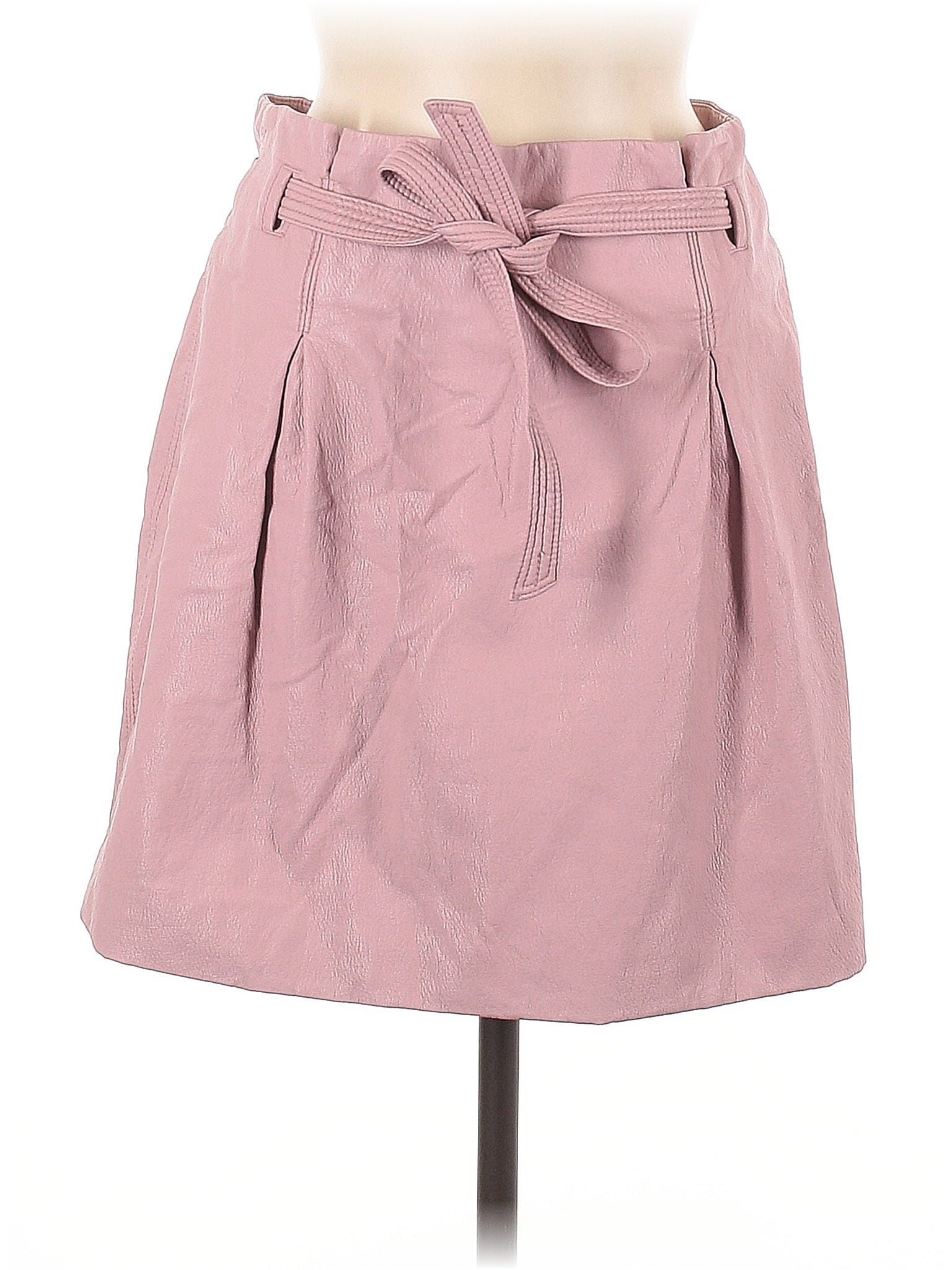 The Color of Spring '25: Powder Pink - Thredit by ThredUp