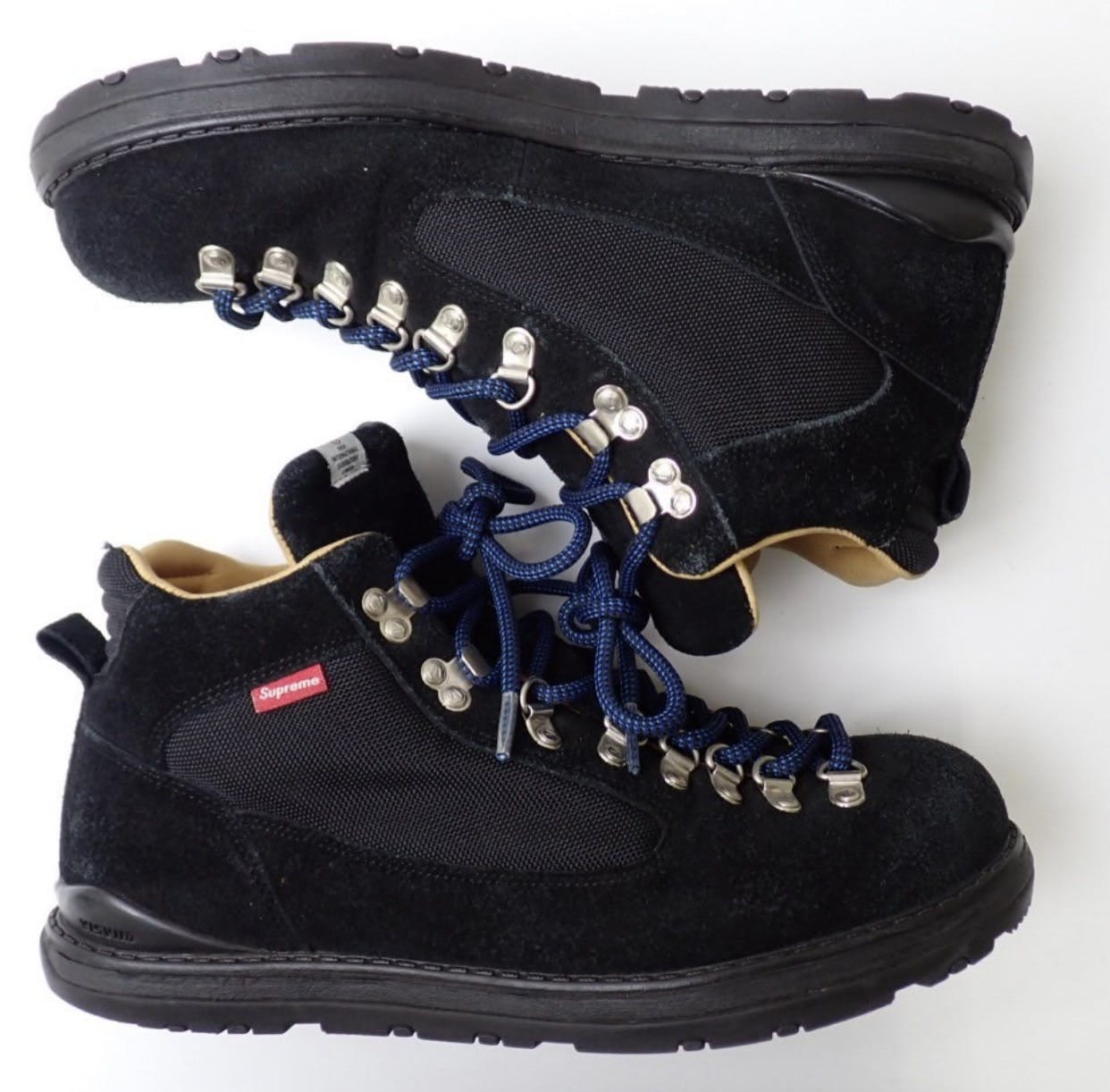 Supreme hiking boots sale