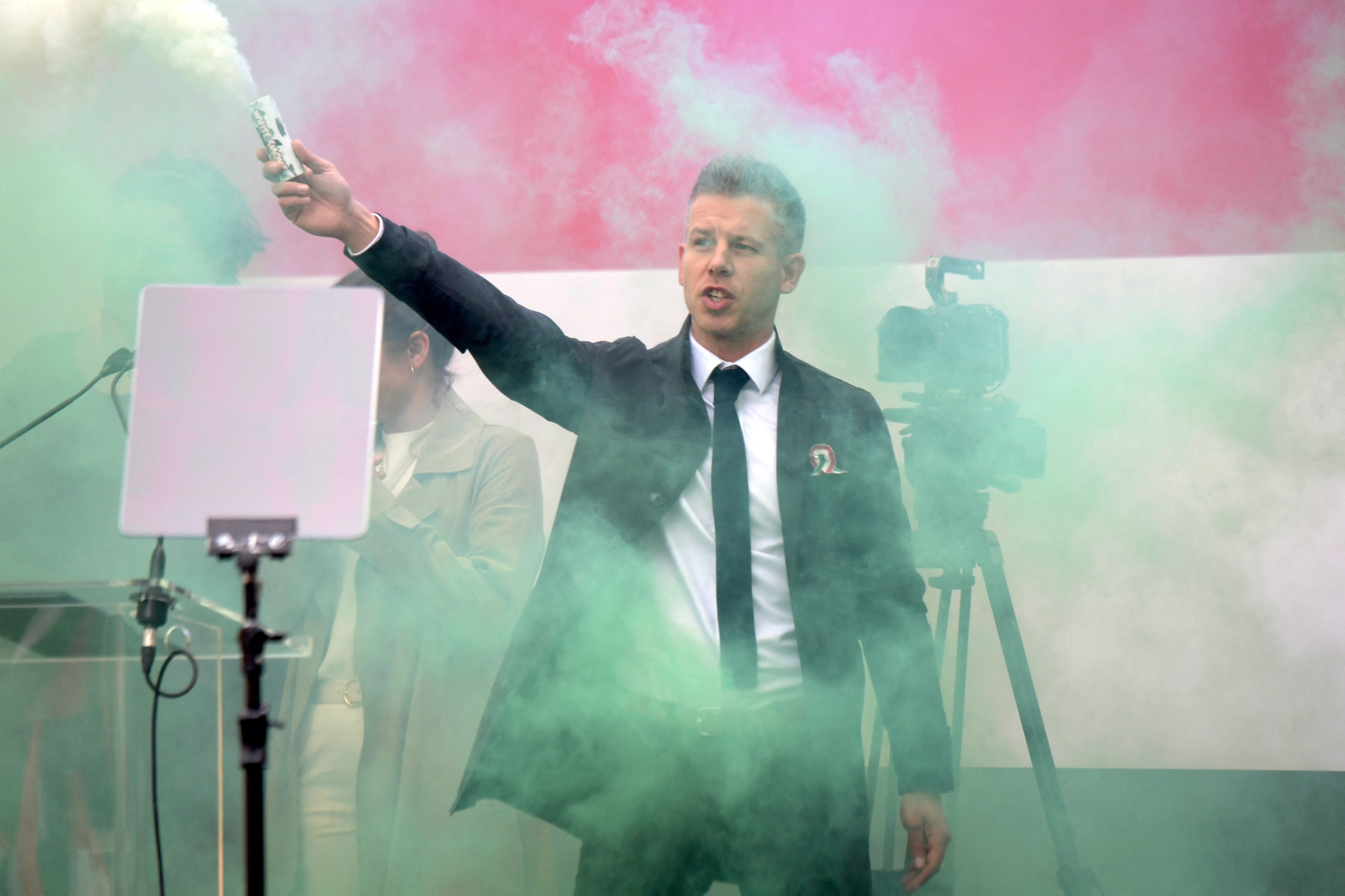 In Hungary, Scandal and Crisis Suddenly Energize the Opposition