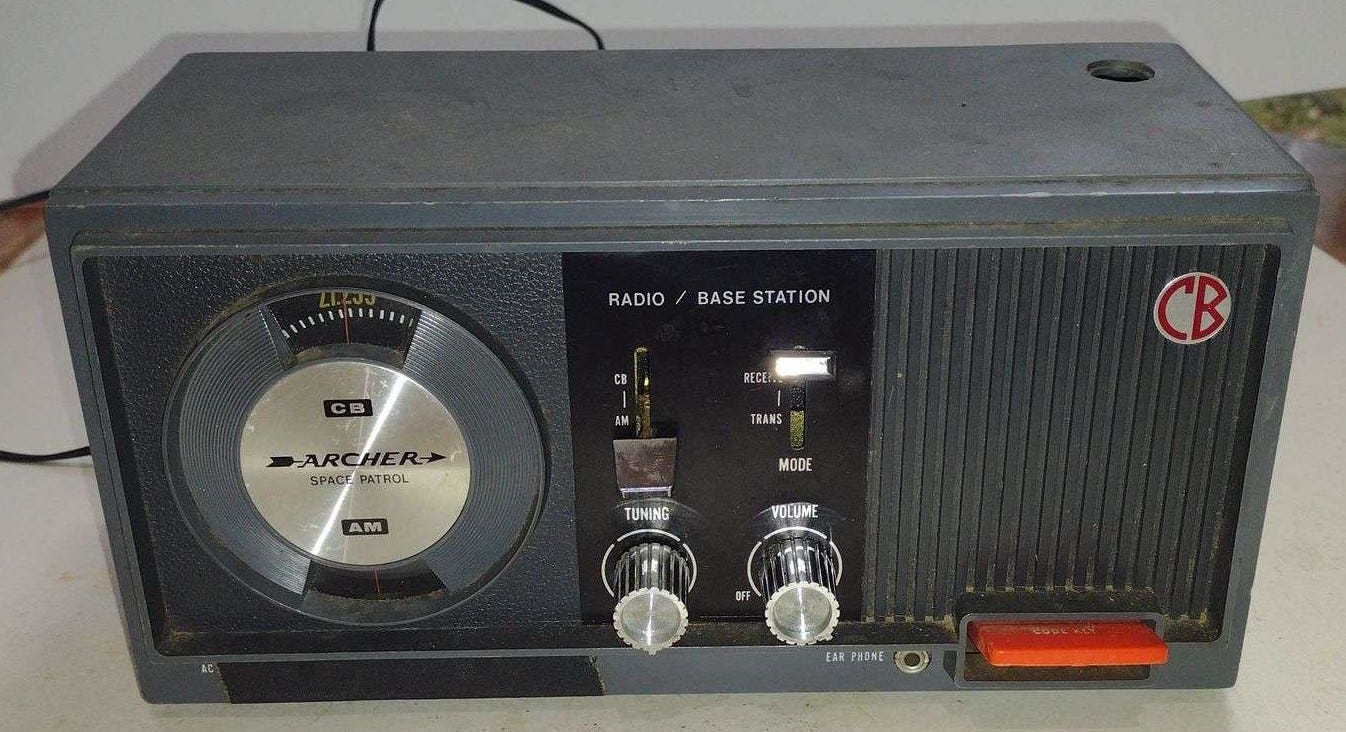 CB RADIO Vintage lowpower base stations for children