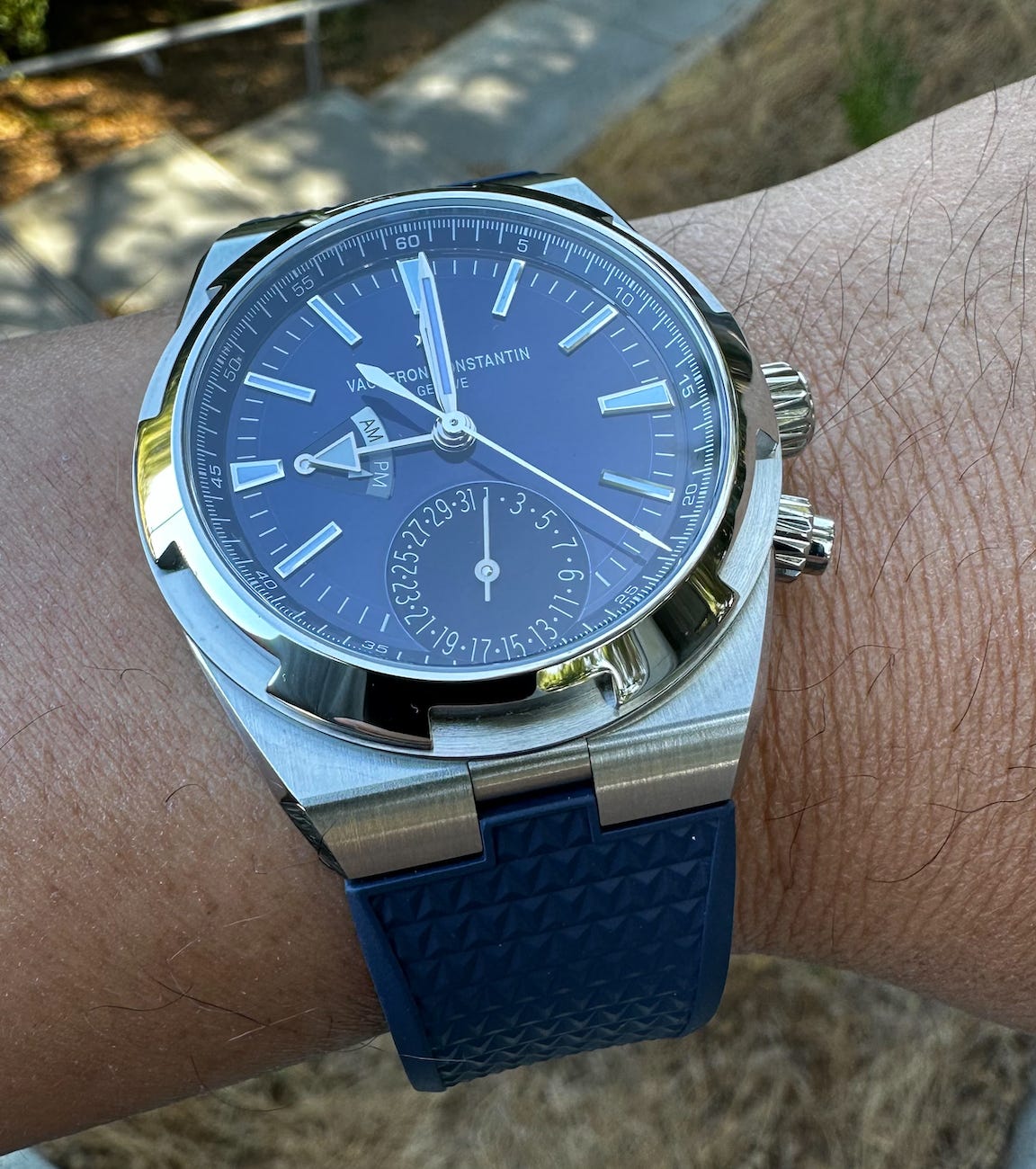 Vacheron constantin overseas dual time review new arrivals