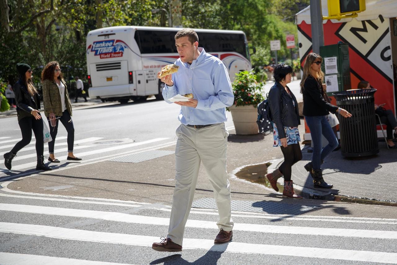 mastering-the-art-of-the-new-york-eat-and-walk
