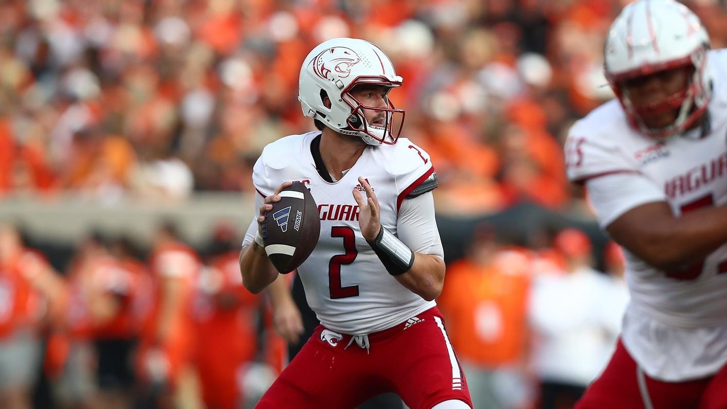 CFB QB Report Injury, Depth Chart, Transfer Portal & Recruiting News