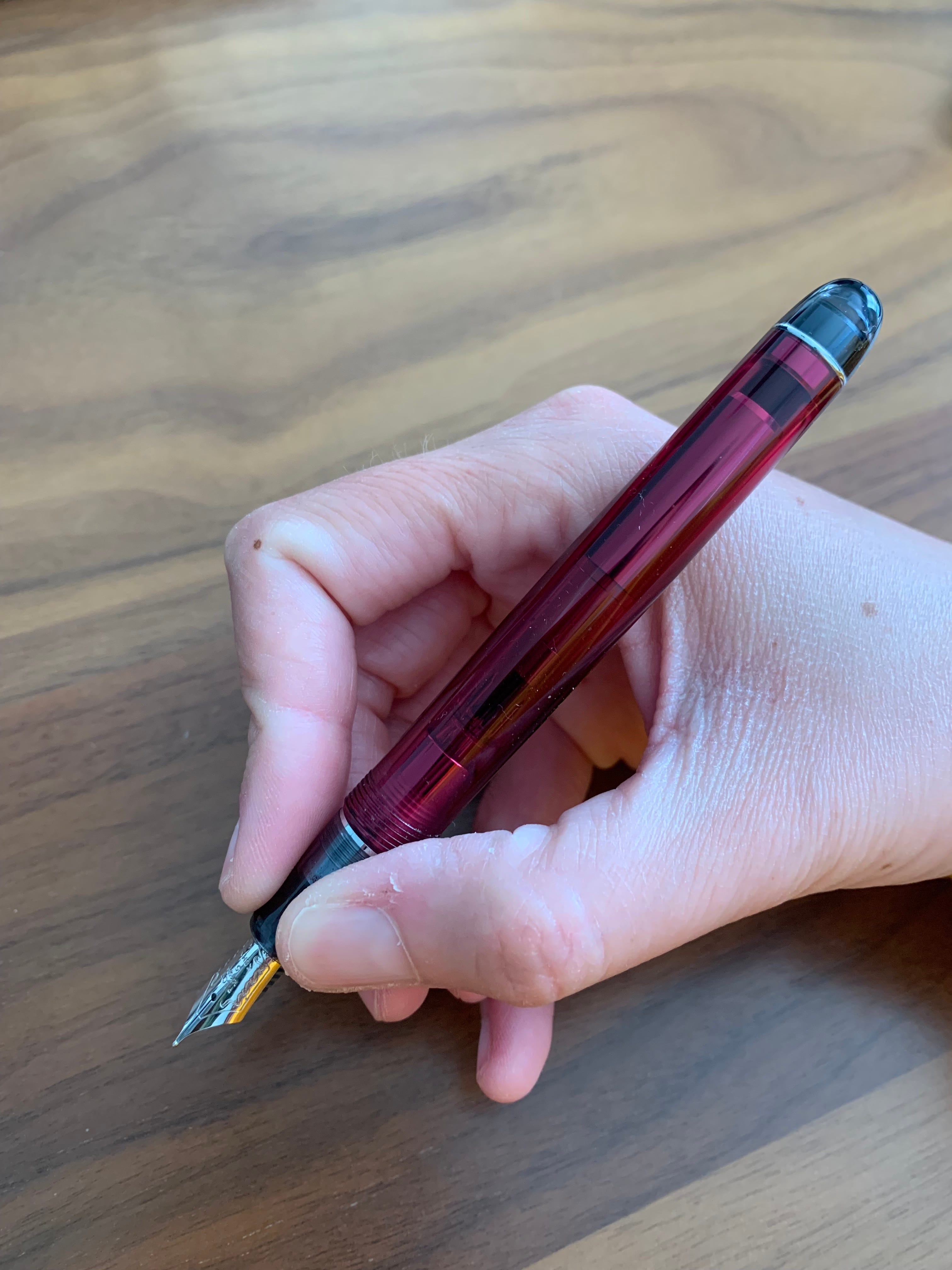 Pen review: Pilot Custom 91 in SFM, the best intro to gold nibs