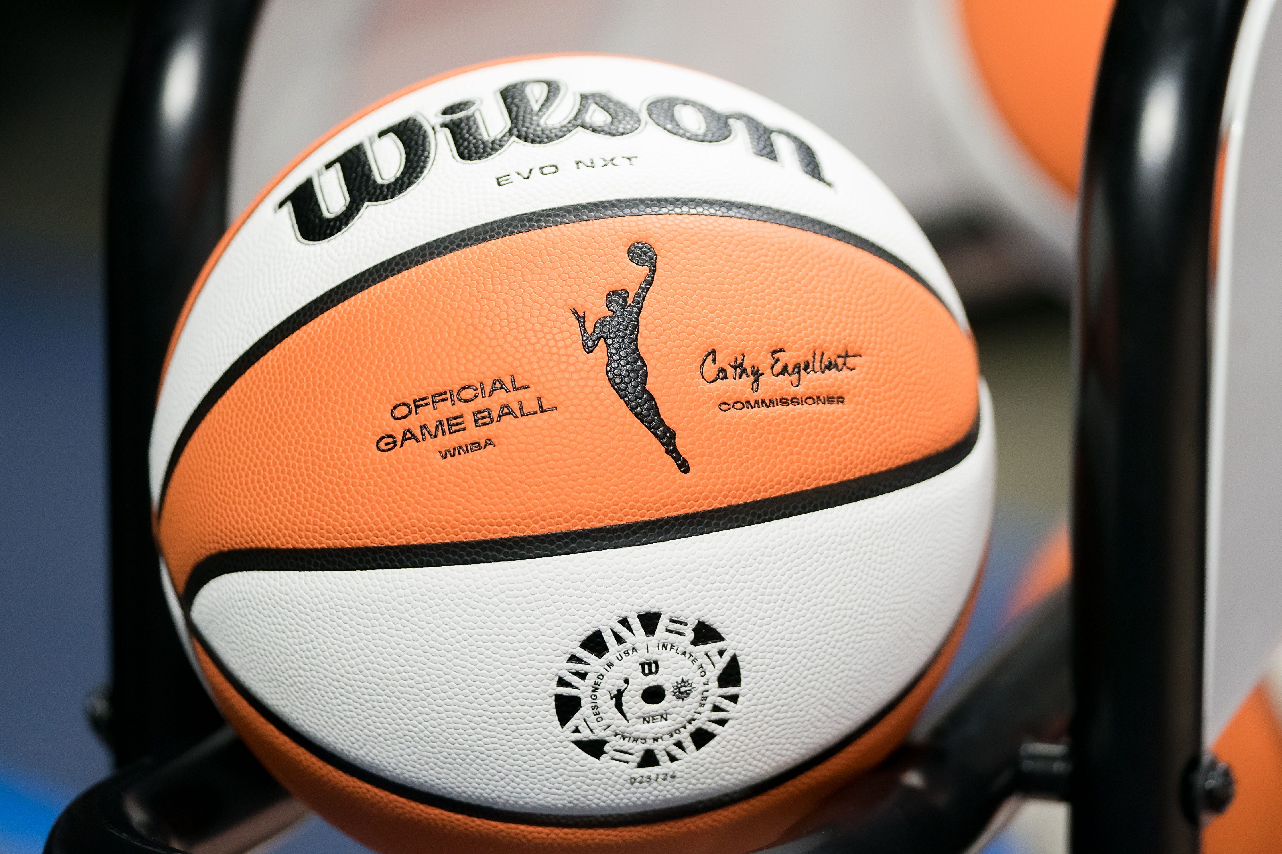 WNBA Edwards, Smith & Williams サイン入り写真