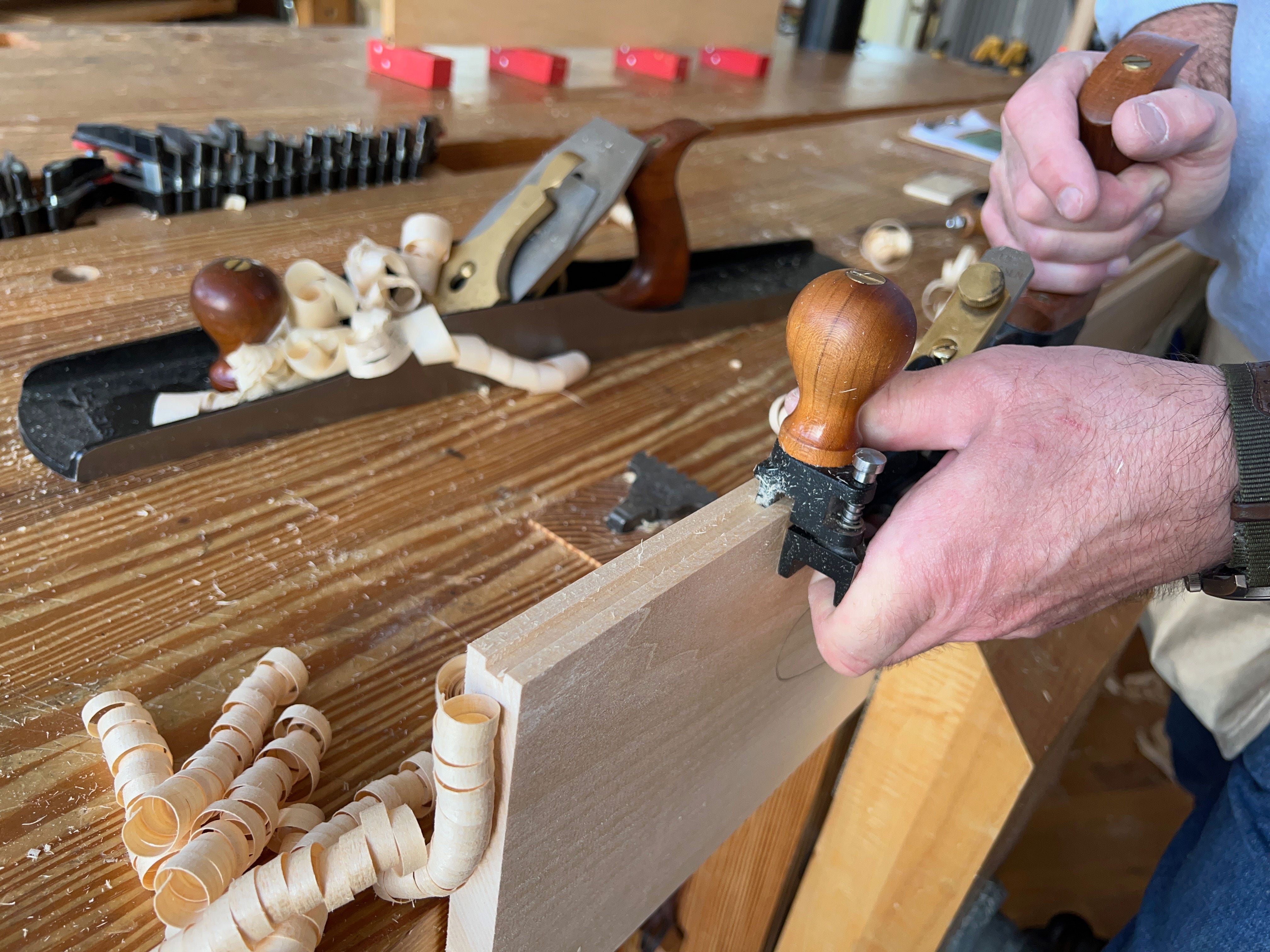 Tongue and shop groove hand plane
