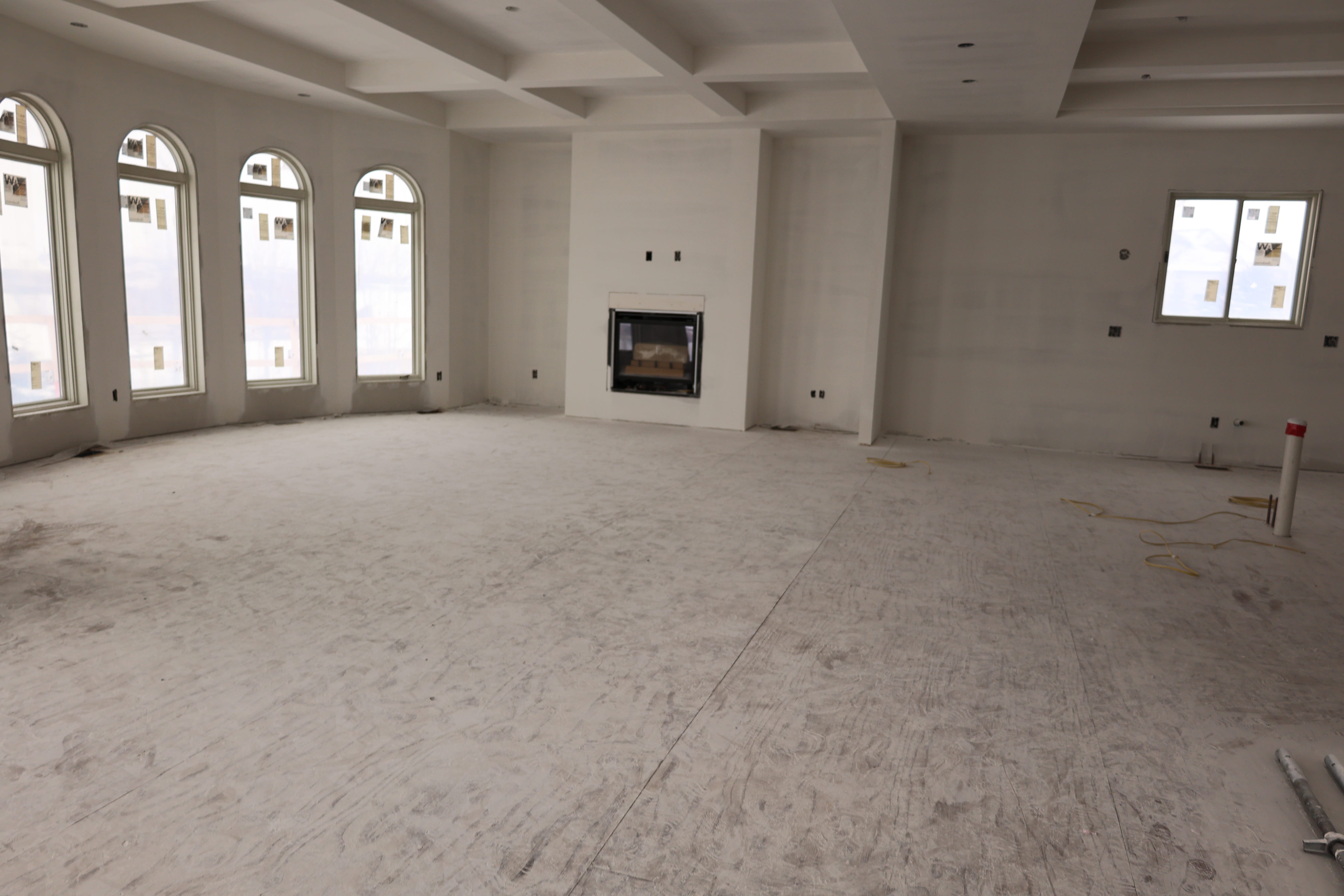 Once-abandoned mansion project inches forward as threat of demolition looms