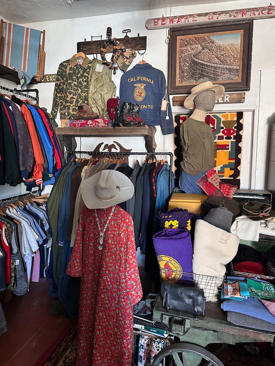 Gas clothing deals store near me
