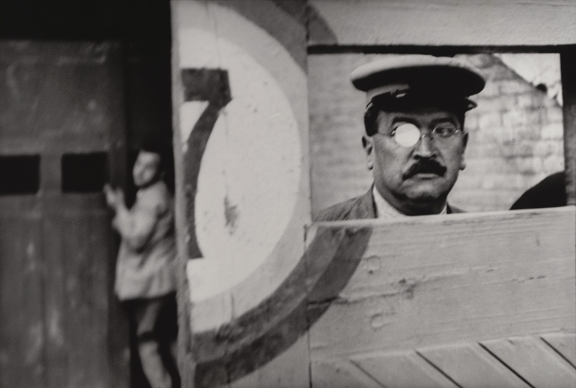 1966 Contemporary Photographers: PERSISTENCE OF VISION +