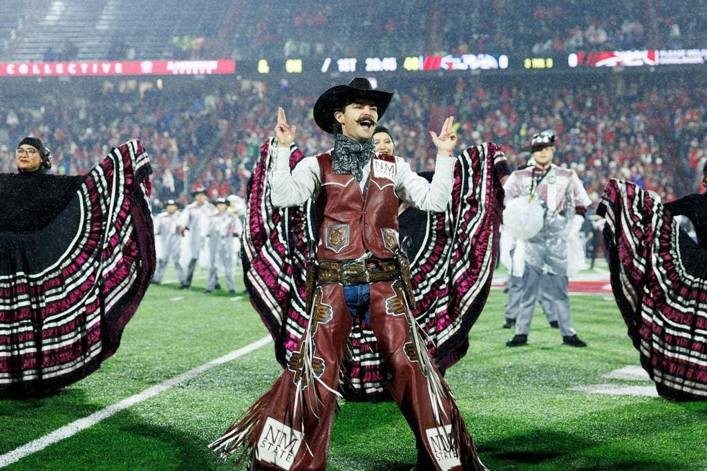 it-s-beginning-to-look-a-lot-like-bowl-games