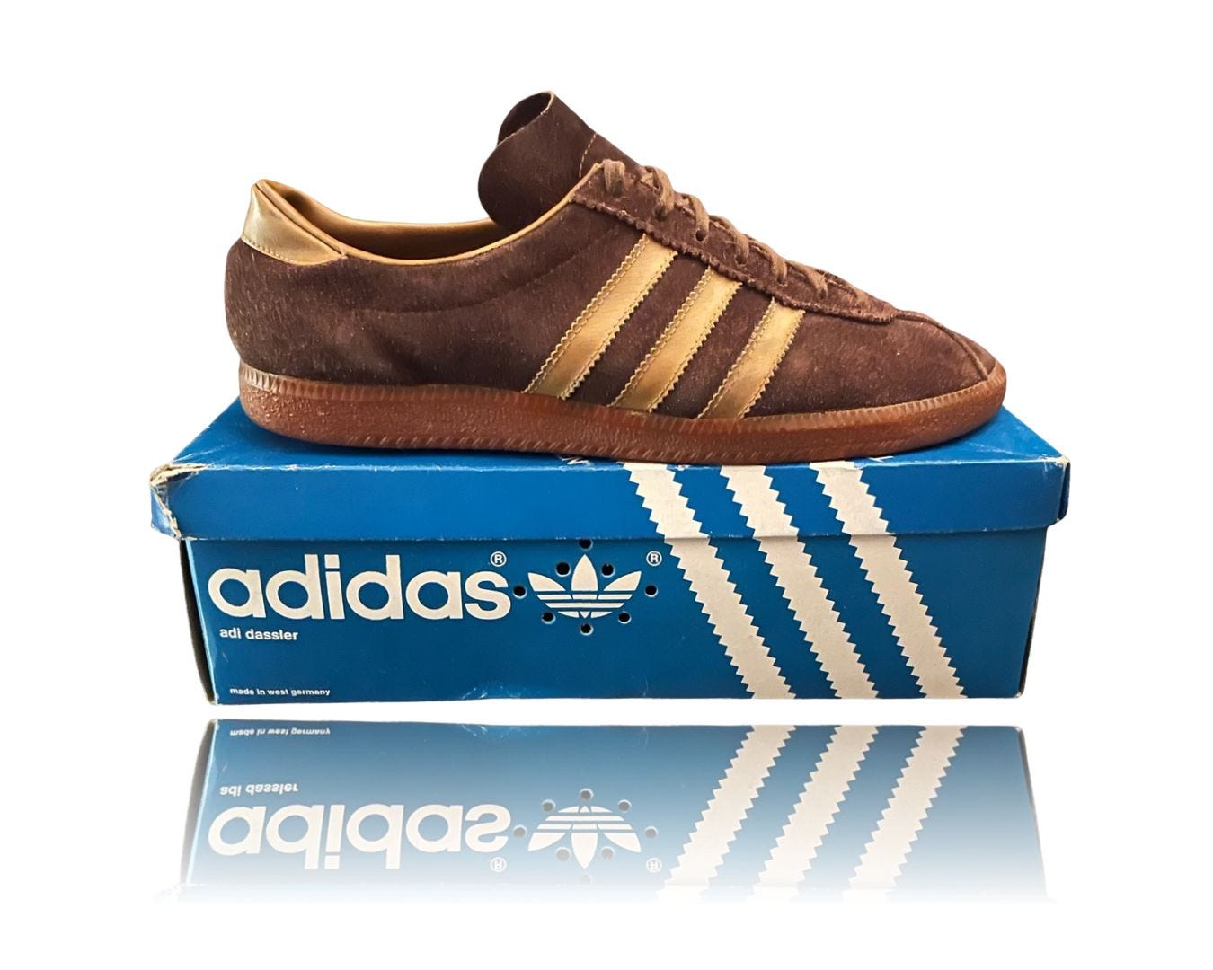 You ve just potted the 8 ball Rack em up again it s the Dassler