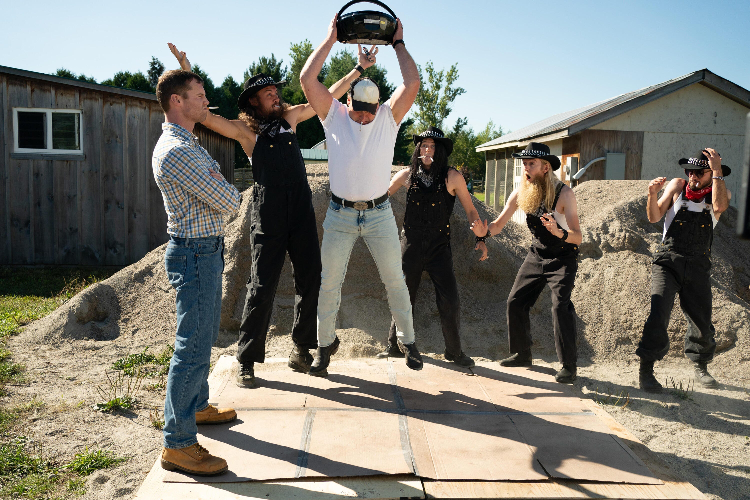 How do i watch new arrivals letterkenny