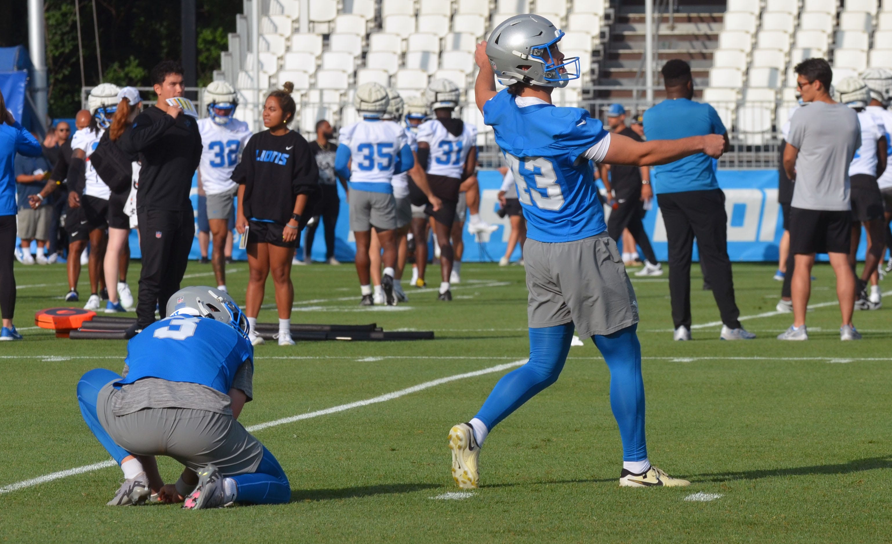 After recent struggles, Lions kicker Bates looking for long makes to