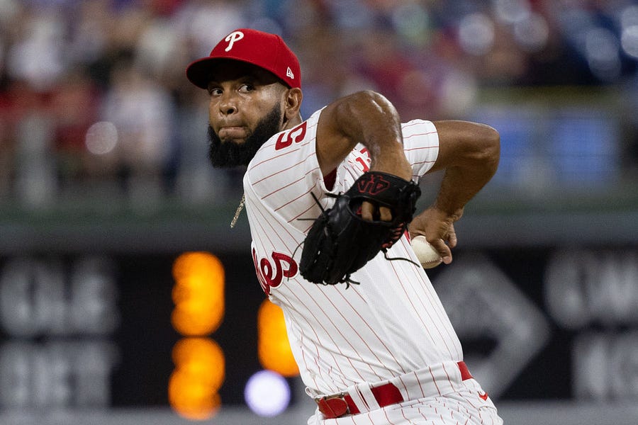 In the hunt - by Inside the Phillies - Phillies Phocus