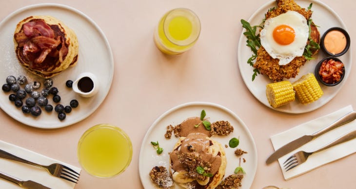 Plates of pancakes 