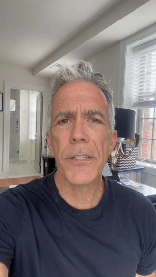 79C12003-050C-4305-9D1B-8FABD92F9562-6001-0000017F65909BB2.mp4