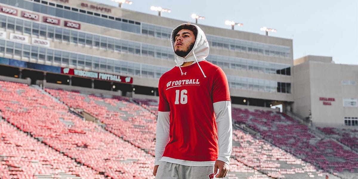 Why Myles Burkett should start at QB in the Guaranteed Rate Bowl