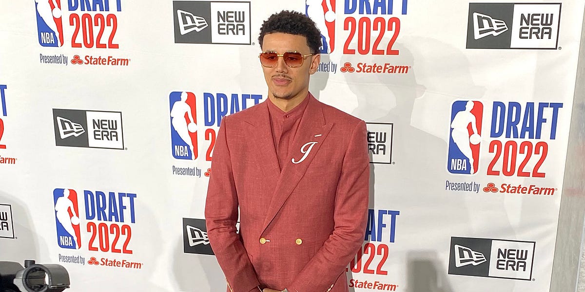 Washington Wizards select Badgers guard Johnny Davis in first round of