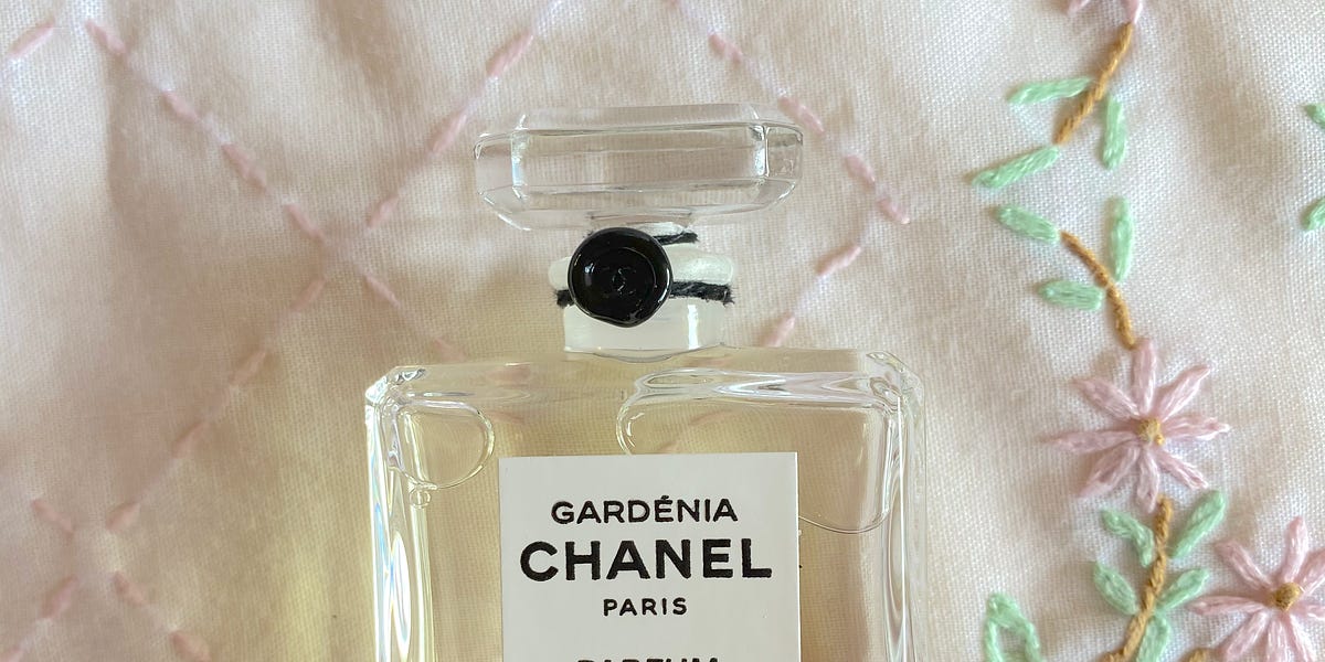 Reviewing Chanel Gardénia parfum - by Emma Devine