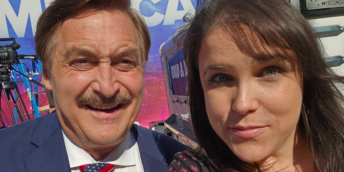 PILLOW FIGHT! – by Robyn Pennacchia