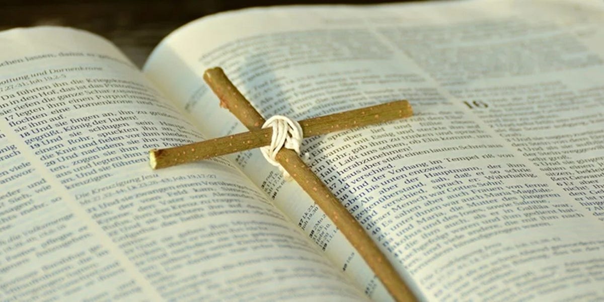 Top 10 Amazing Covers Of “The Old Rugged Cross”