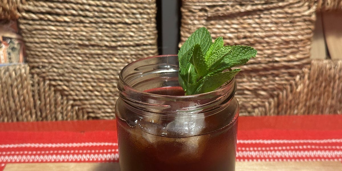 Welcome to Wonkette Happy Hour, With This Week’s Cocktail, The Wicked Pissah!