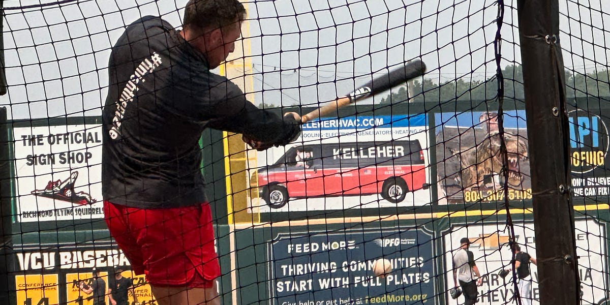 Road trip: Mash with Sean Casey, watch Reds-Pirates