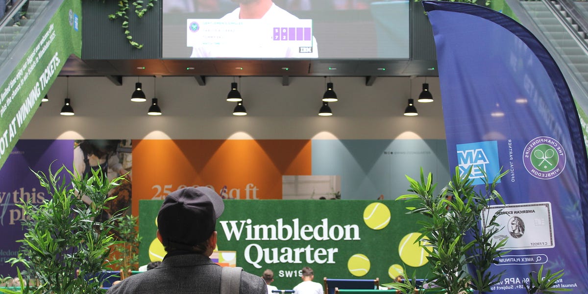 Meet your historical neighbours Wimbledon's blue plaques