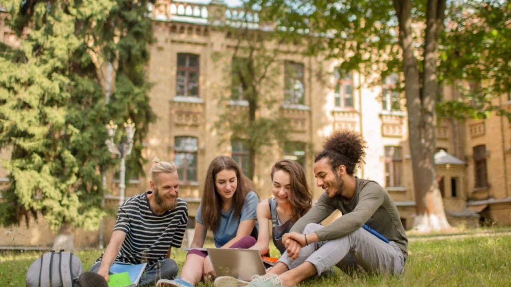 What To Tell Your Kids Before They Go To School