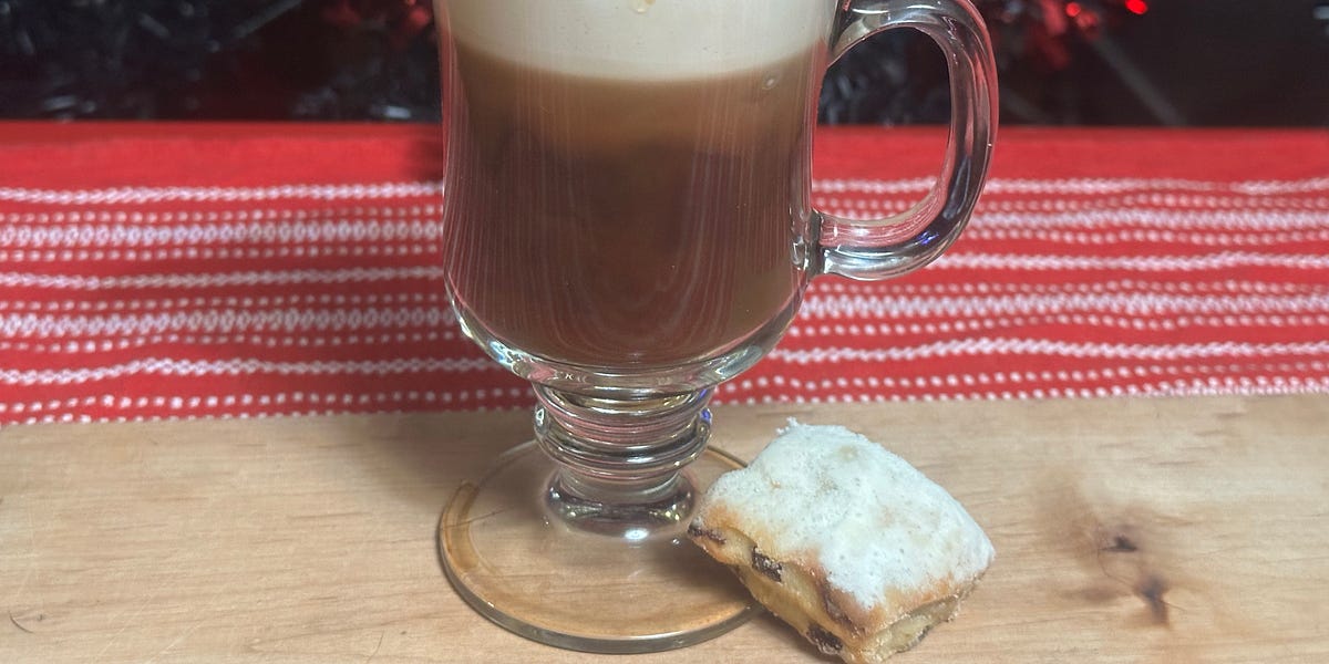 Welcome To Wonkette Happy Hour, With This Week’s Cocktail, The Sleepwalker! Welcome To Wonkette Happy Hour, With This Week’s Cocktail, The Sleepwalker!