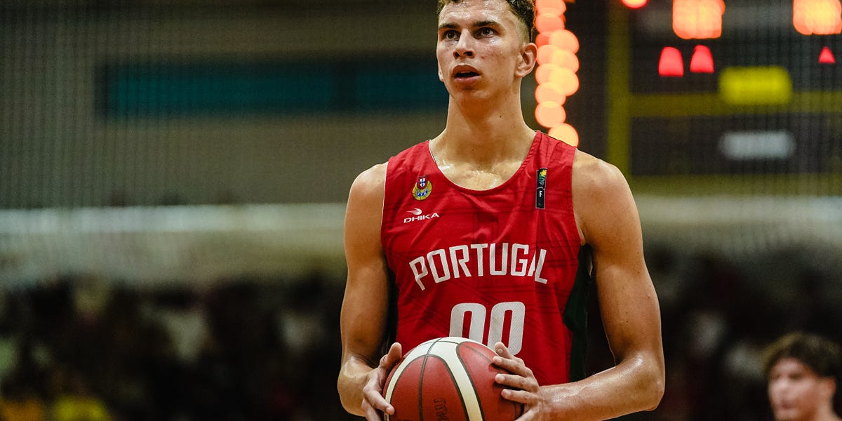 GQ Portugal - Quem é o primeiro jogador português na NBA?