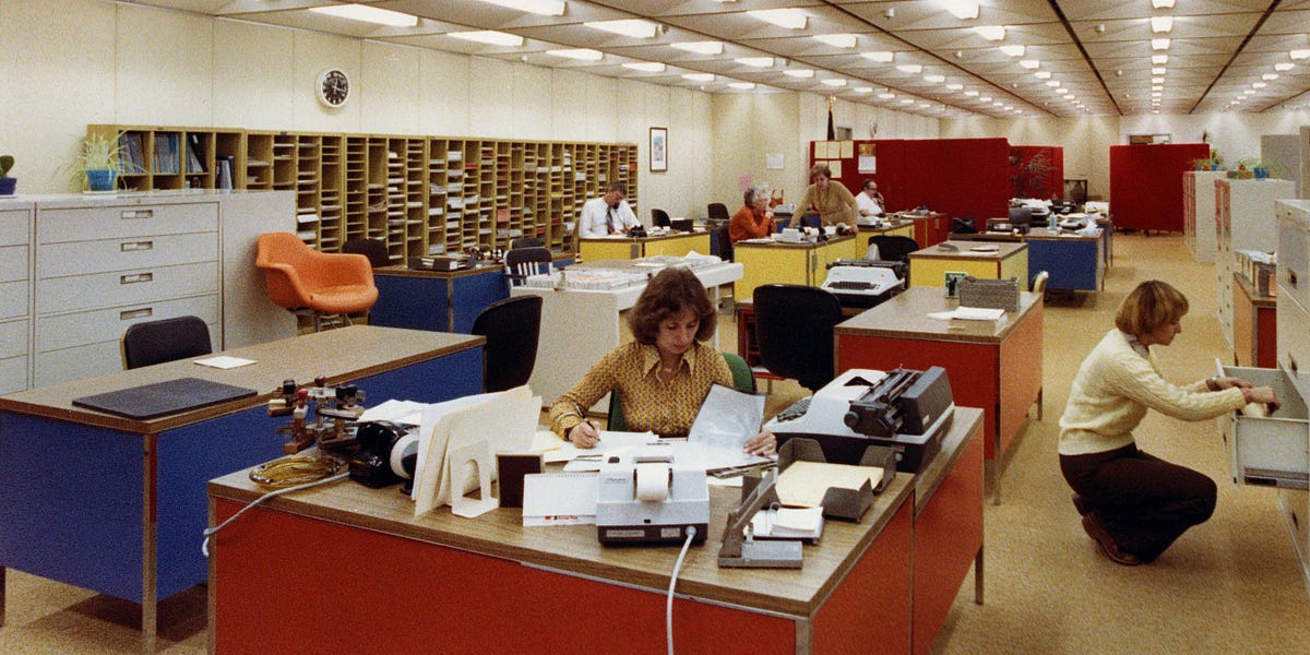 is the job market dying?